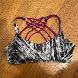 Lululemon free to be wild sports bra